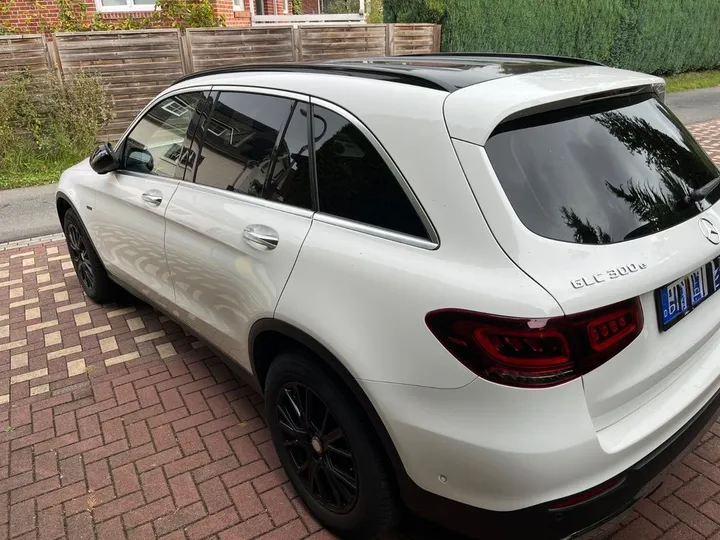 Mercedes-Benz GLC 300
