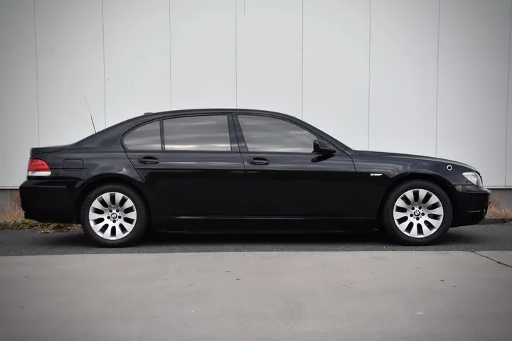 BMW 760