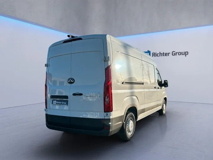 Maxus Deliver 9