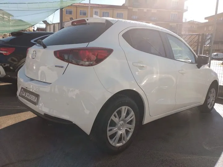 Mazda E series