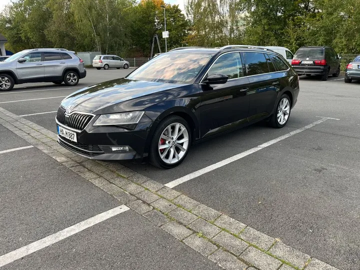Škoda Superb