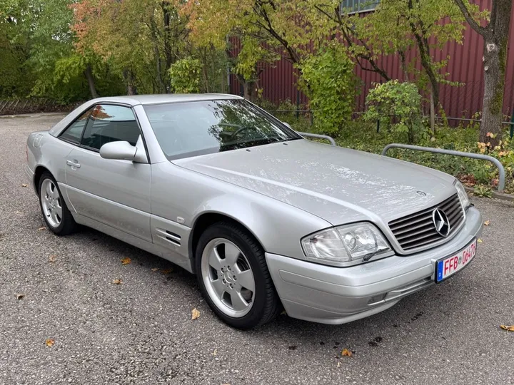 Mercedes-Benz SL 320
