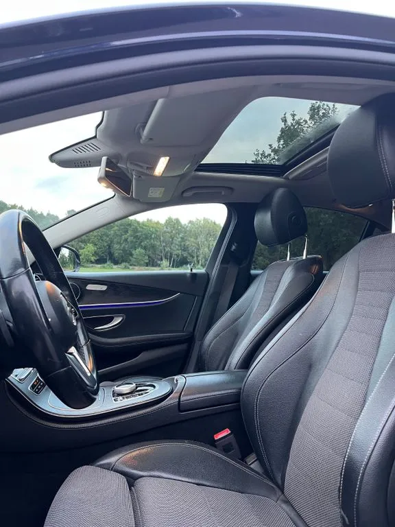 Mercedes-Benz E 200