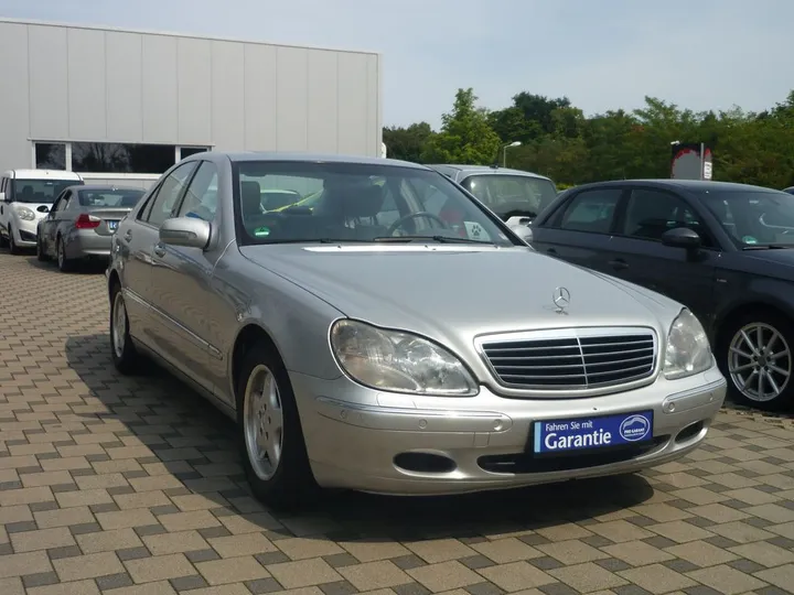 Mercedes-Benz S 320