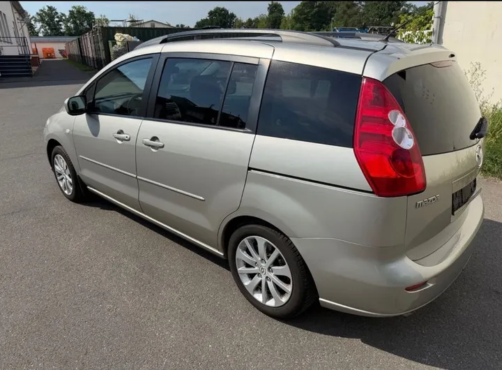 Mazda 5