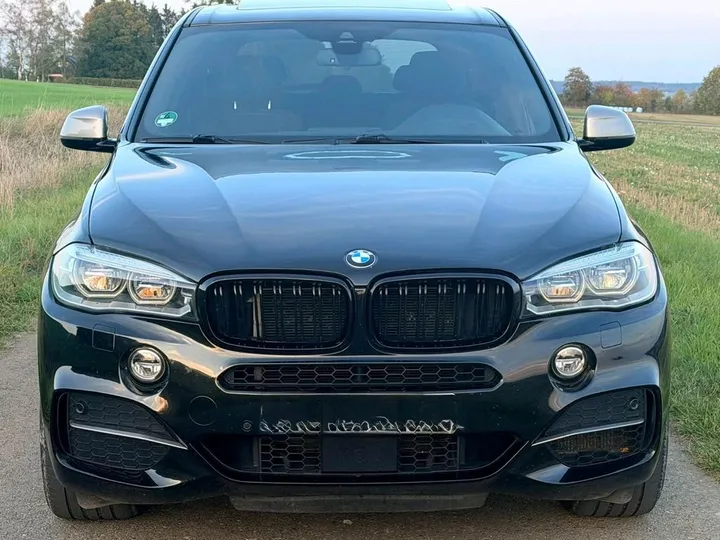 BMW X5 M50