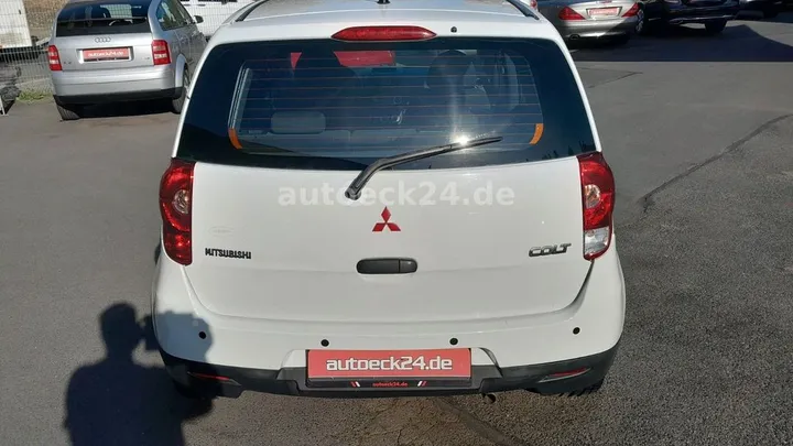 Mitsubishi Colt