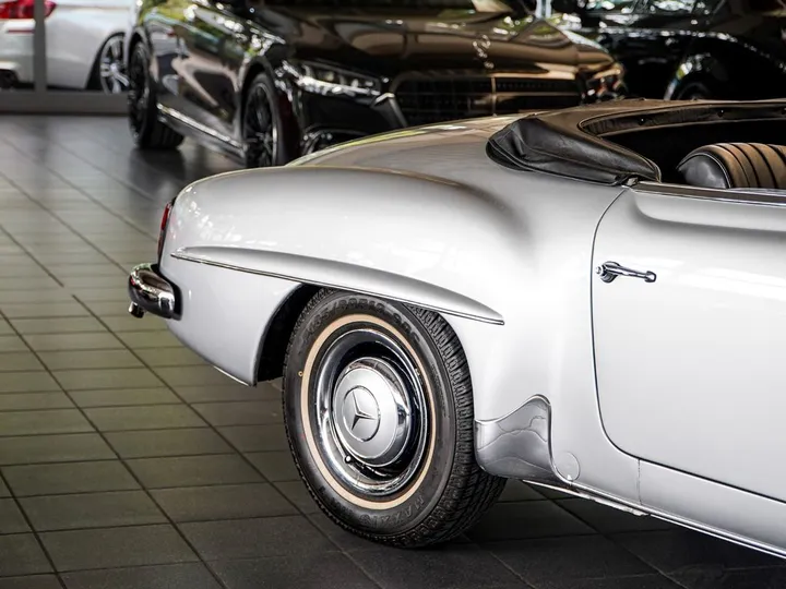 Mercedes-Benz 190