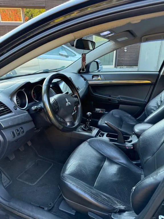 Mitsubishi Lancer