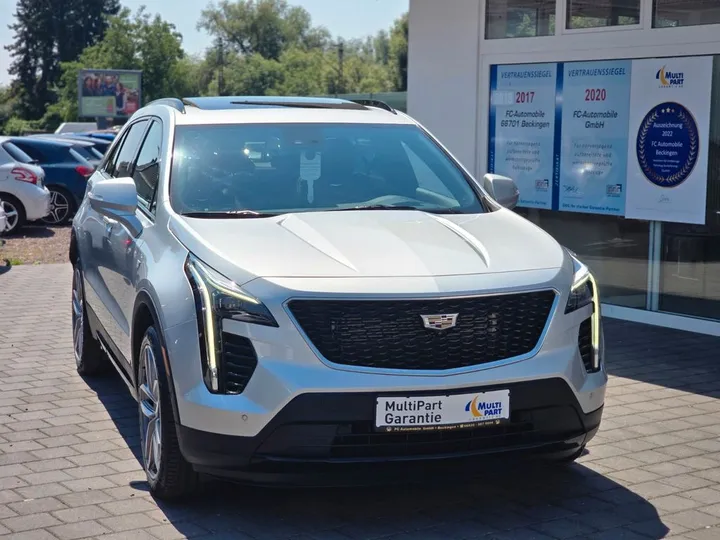 Cadillac XT4