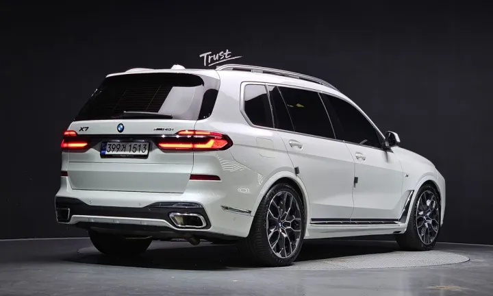 BMW X7