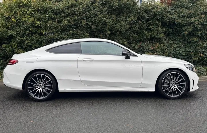 Mercedes-Benz CE 300