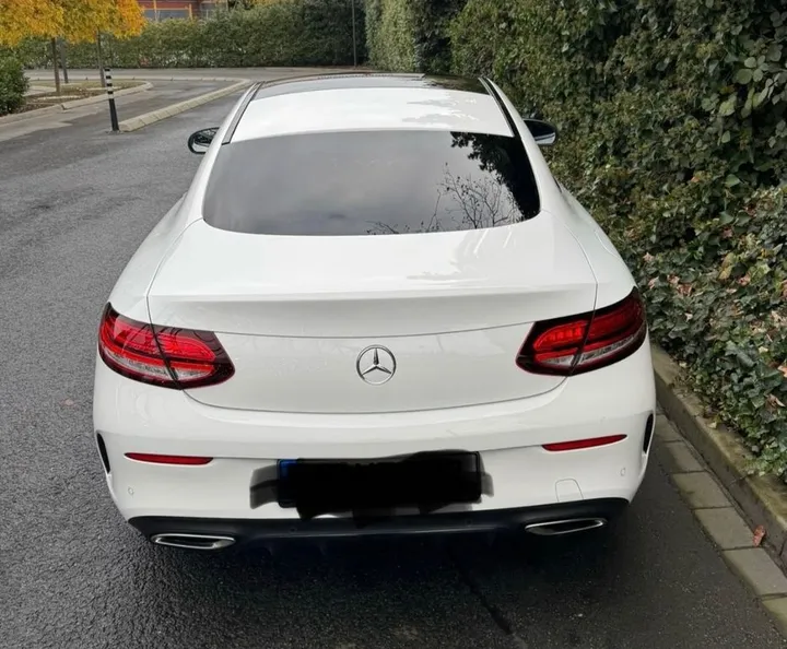 Mercedes-Benz CE 300