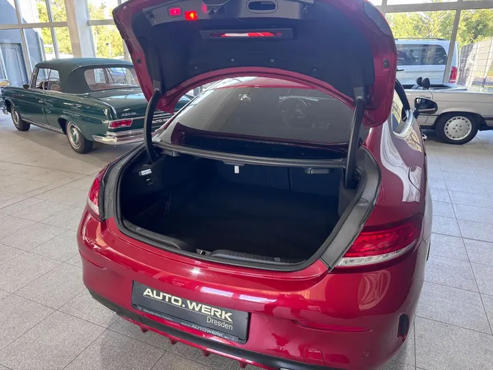 Mercedes-Benz C 400