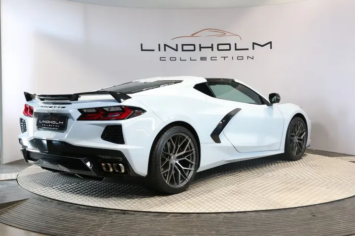 Corvette C8