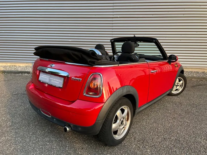 MINI Cooper Cabrio