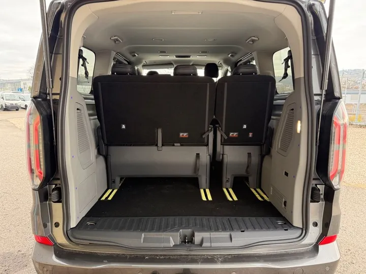 Ford Tourneo Custom