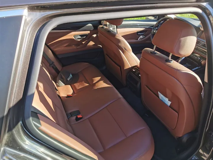 BMW 525