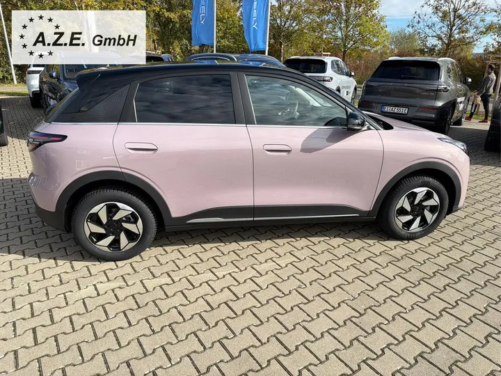 Geely E2
