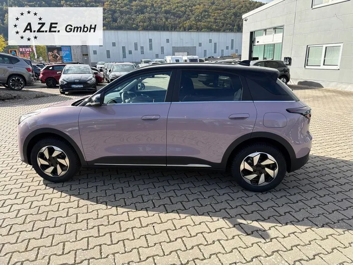 Geely E2