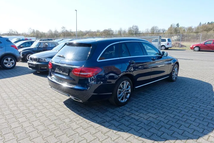 Mercedes-Benz C 400