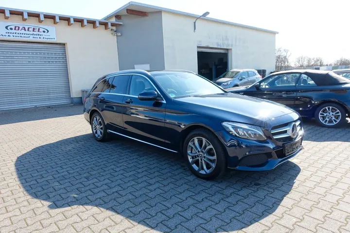 Mercedes-Benz C 400