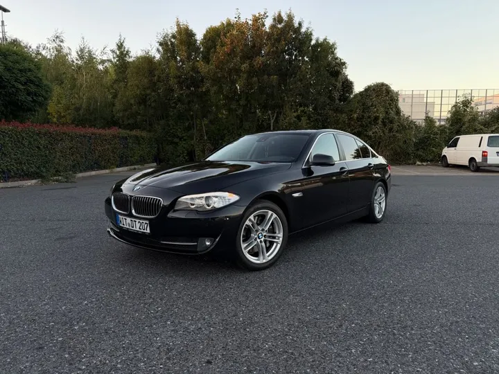 BMW 525