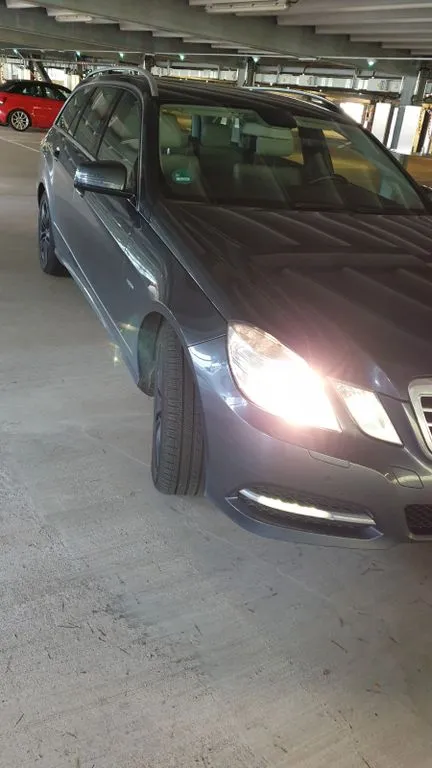 Mercedes-Benz E 250