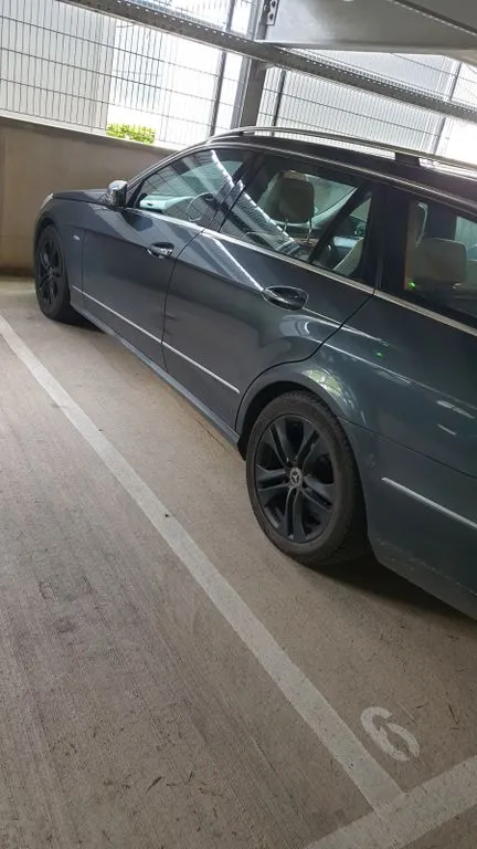Mercedes-Benz E 250