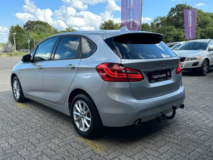 BMW 220