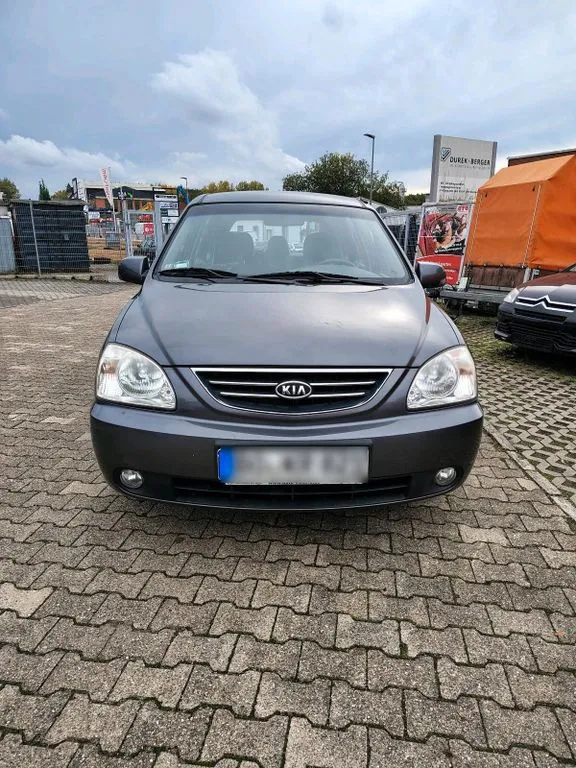 Kia Carens