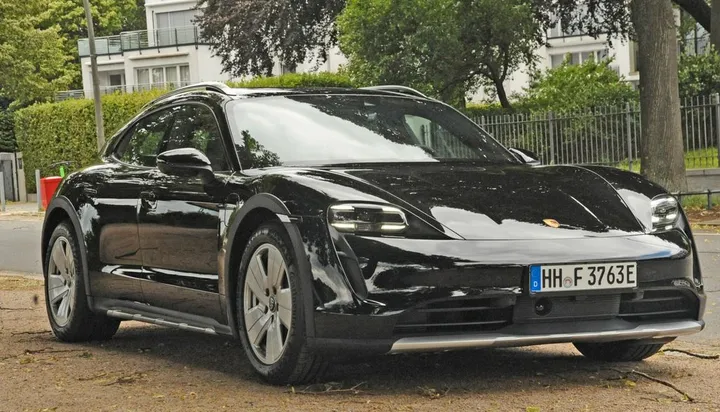 Porsche Taycan