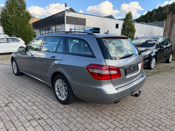 Mercedes-Benz E 250
