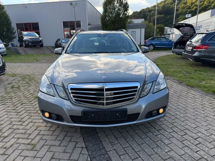 Mercedes-Benz E 250