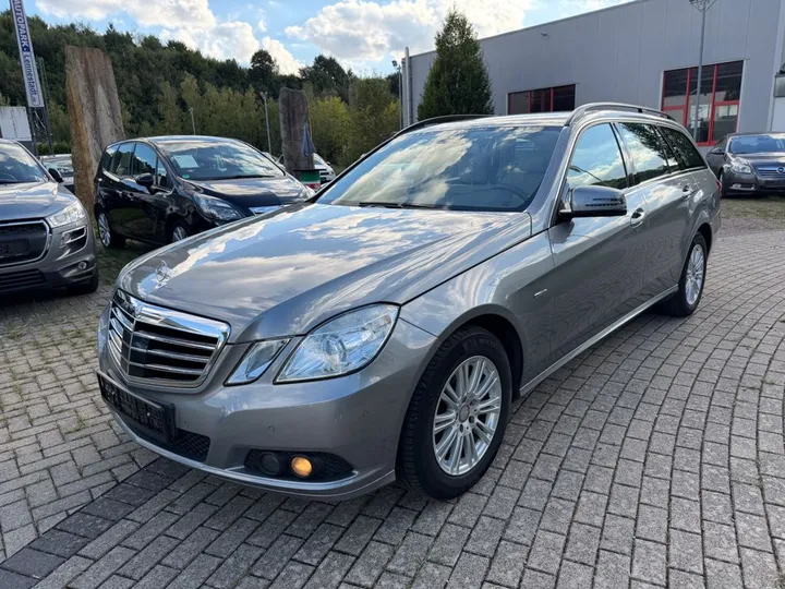 Mercedes-Benz E 250