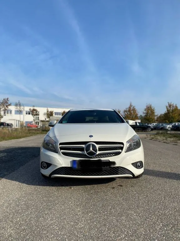 Mercedes-Benz A 180