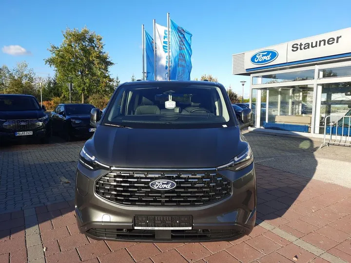 Ford Tourneo Custom