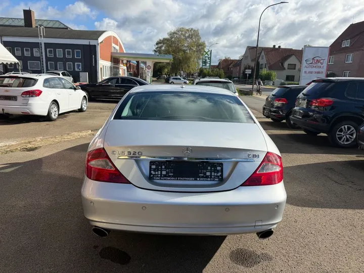 Mercedes-Benz CLS 320