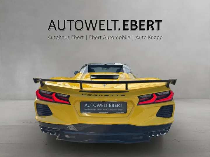 Corvette C8