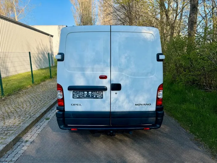 Opel Movano