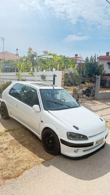 Peugeot 106