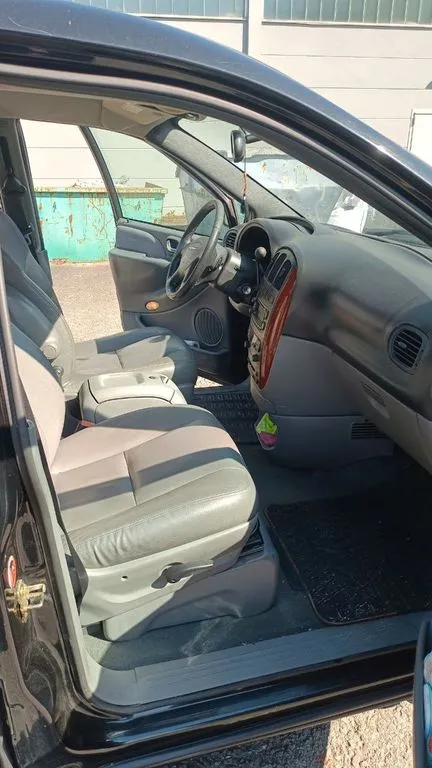 Chrysler Grand Voyager