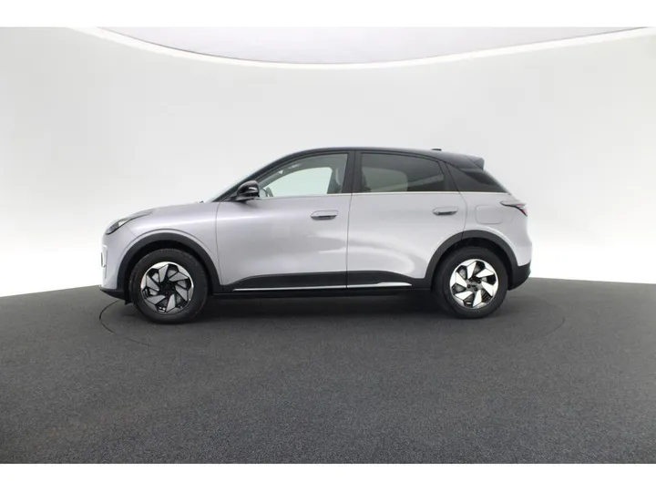 Geely E2
