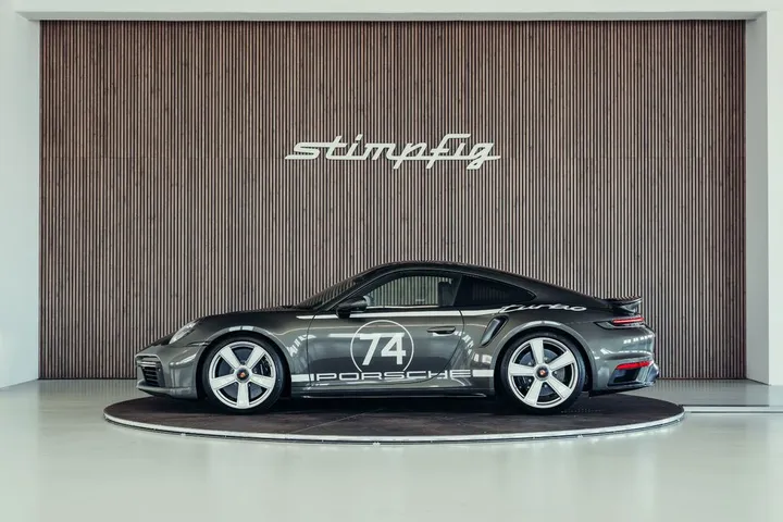 Porsche 992