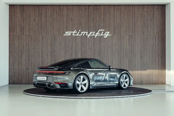Porsche 992