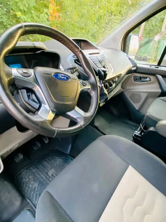 Ford Tourneo Custom