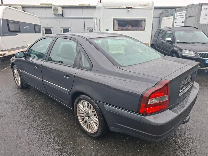 Volvo S80