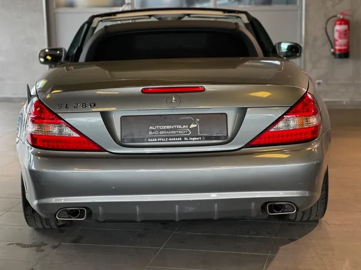 Mercedes-Benz SLR