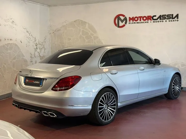 Mercedes-Benz C 220