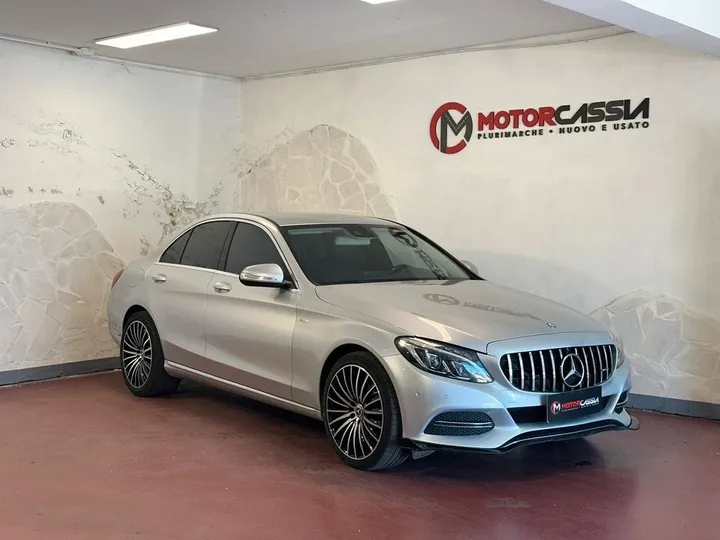 Mercedes-Benz C 220